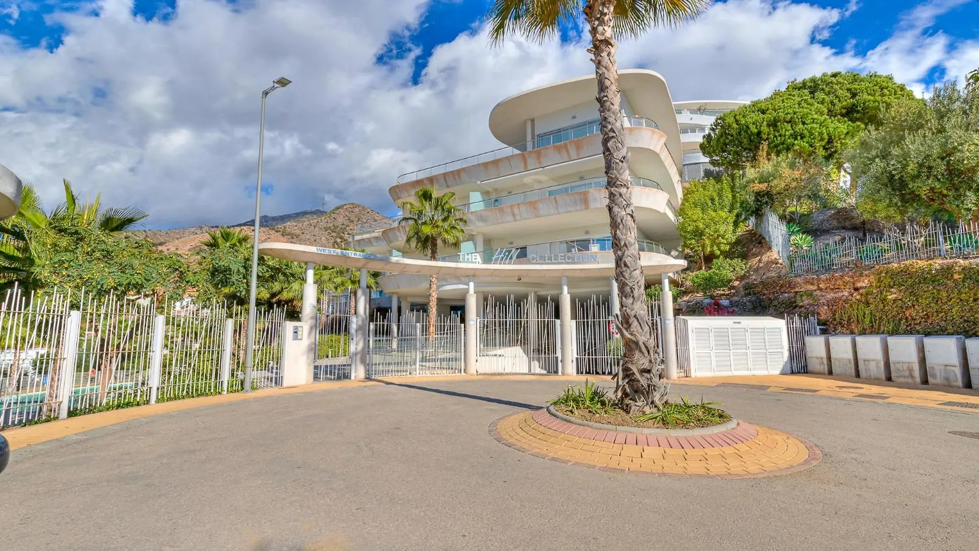 Luxurious 3-Bed And 3 Bathroom Apartment - Reserva Del Higueron Malaga