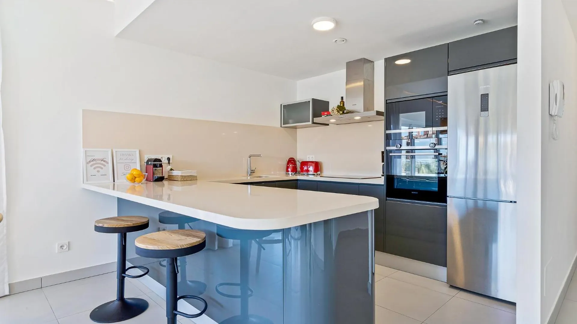 Luxurious 3-Bed And 3 Bathroom Apartment - Reserva Del Higueron Malaga