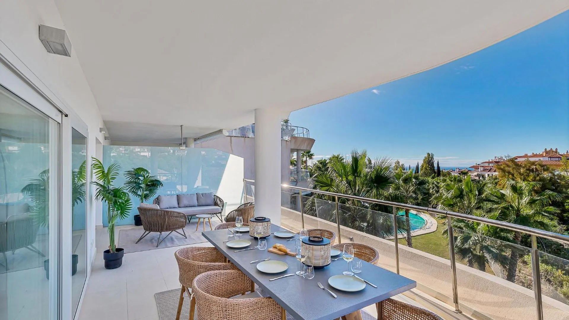 Luxurious 3-Bed And 3 Bathroom Apartment - Reserva Del Higueron Malaga Spain
