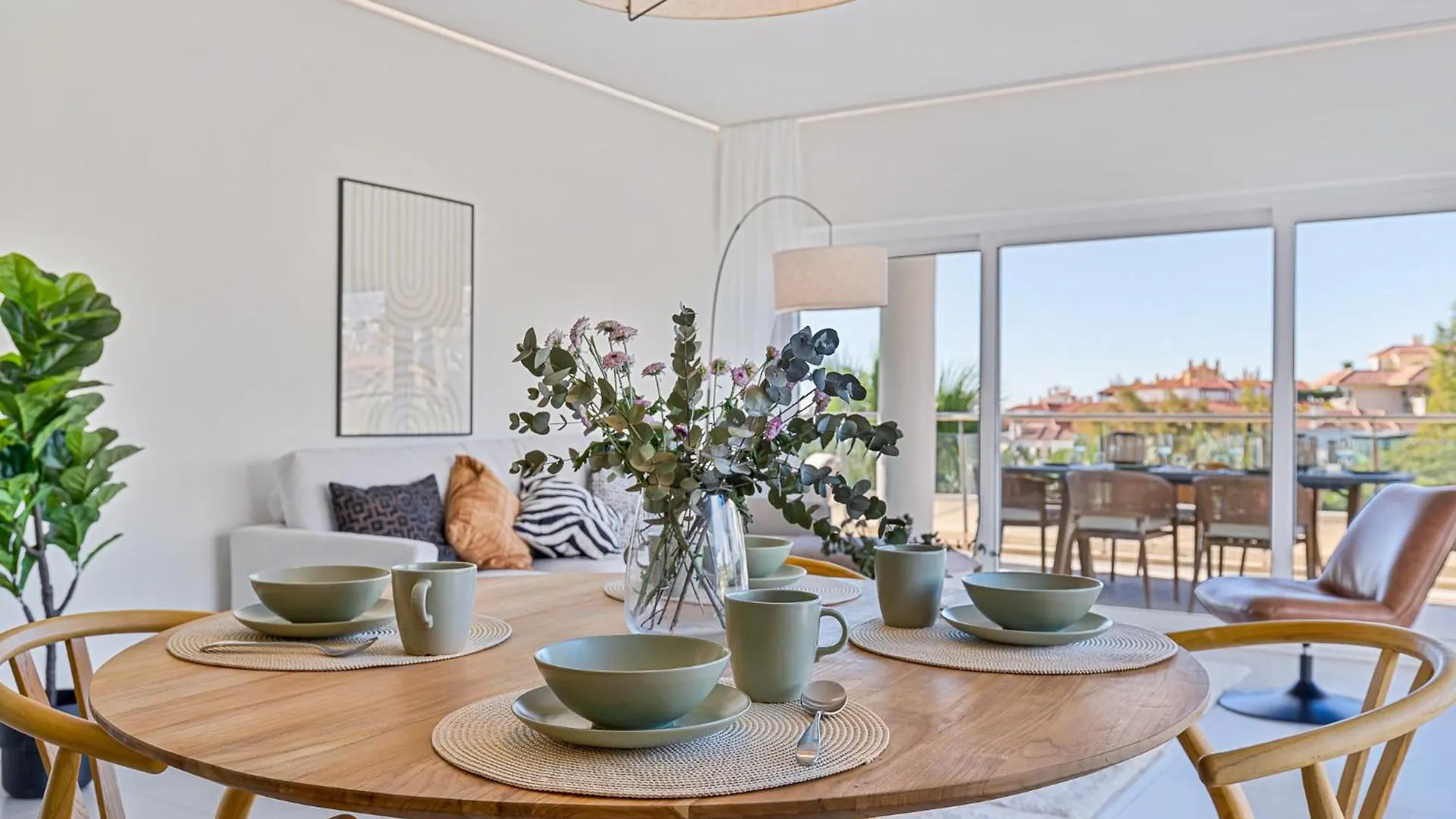 Luxurious 3-Bed And 3 Bathroom Apartment - Reserva Del Higueron Malaga 0*,  Spain